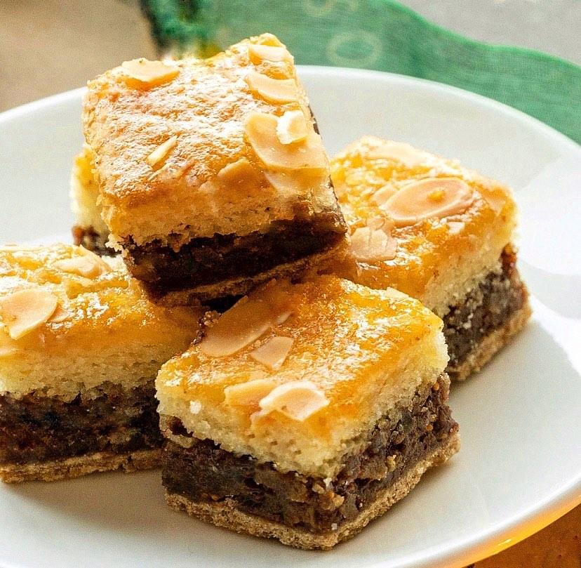 Vegan Mince Pie Slices (PRE ORDER) - add to your gift box at Out of the Box Gifts